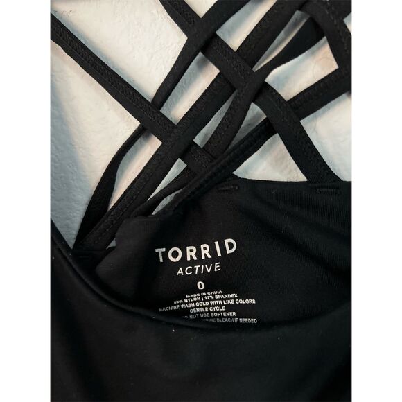 Torrid Women's Black Strappy Racerback Sports Bra Size 0 Activewear - Picture 3 of 3